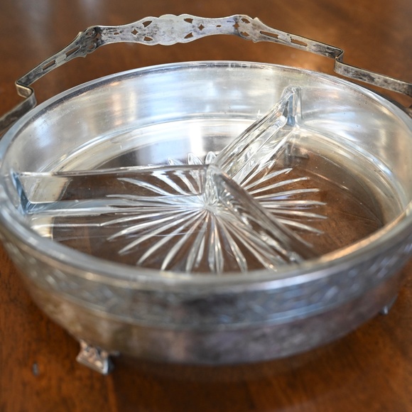 Benedict Period Plate Chinese Chippendale Divided Snack Dish | E.P.N.S. B.M.M. - Picture 7 of 10